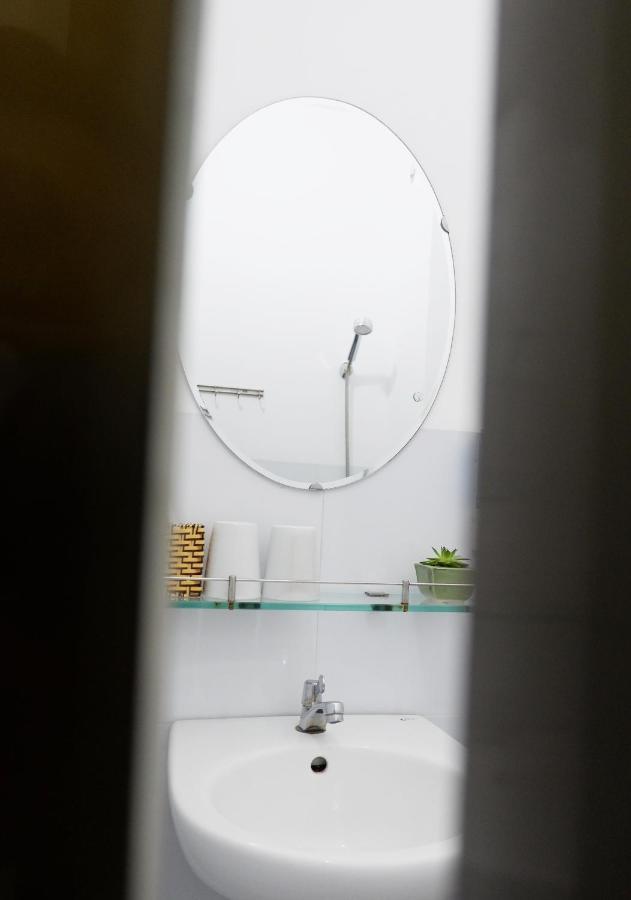 La Cactus Hotel 1 Quy Nhon Bagian luar foto